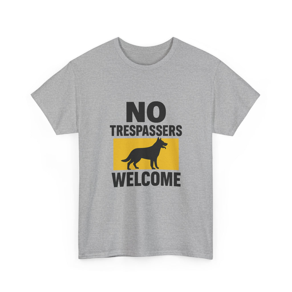 Guard Dog Dad No Trespassers Welcome T-Shirt | Dog Lover Gift | Graphic Tee