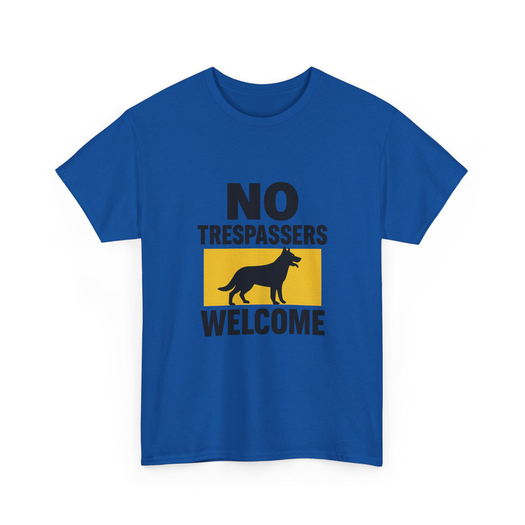 Guard Dog Dad No Trespassers Welcome T-Shirt | Dog Lover Gift | Graphic Tee